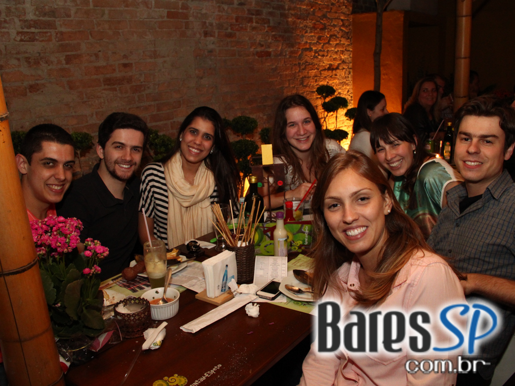 Quintal do Espeto na Avenida Pavão foi inaugurado e fez festa para comemorar Quintal do Espeto na Avenida Pavão foi inaugurado e fez festa para comemorar