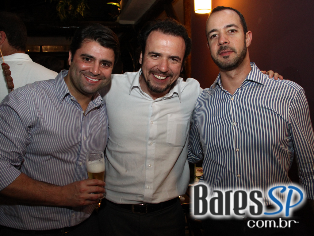 Quintal do Espeto na Avenida Pavão foi inaugurado e fez festa para comemorar Quintal do Espeto na Avenida Pavão foi inaugurado e fez festa para comemorar