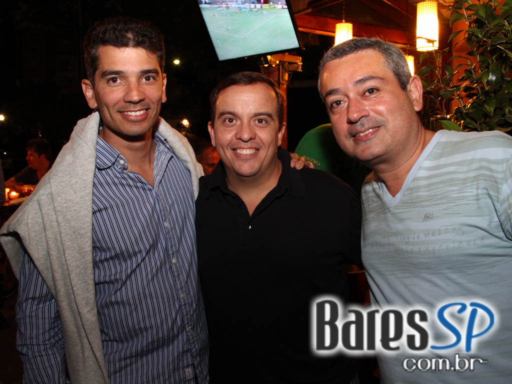 Quintal do Espeto na Avenida Pavão foi inaugurado e fez festa para comemorar Quintal do Espeto na Avenida Pavão foi inaugurado e fez festa para comemorar