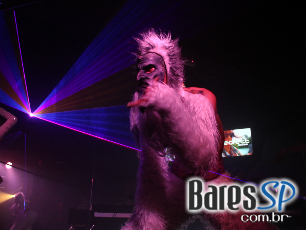 Festa Tomorrowland agitou a noite de sábado na Secrett Lounge
