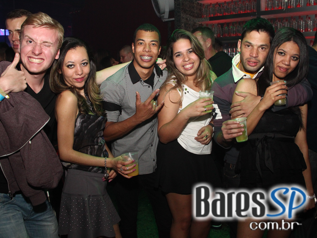 Festa Tomorrowland agitou a noite de sábado na Secrett Lounge Festa Tomorrowland agitou a noite de sábado na Secrett Lounge