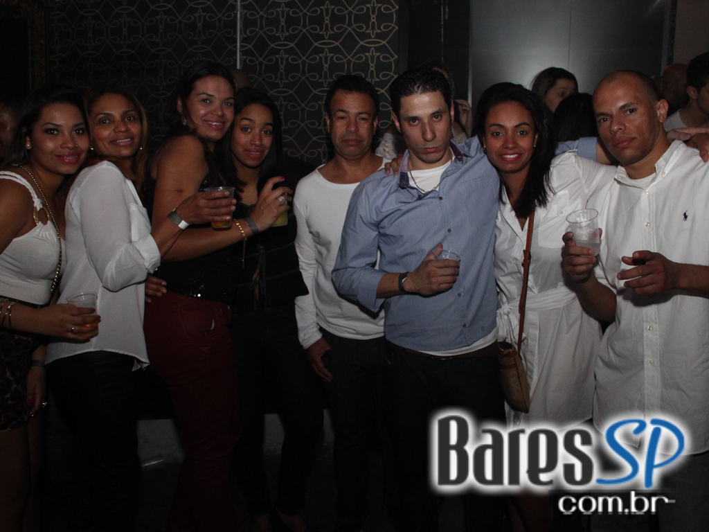 Festa Tomorrowland agitou a noite de sábado na Secrett Lounge Festa Tomorrowland agitou a noite de sábado na Secrett Lounge