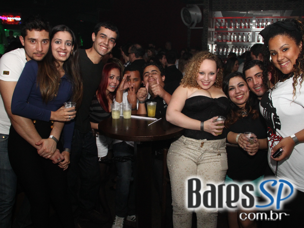 Festa Tomorrowland agitou a noite de sábado na Secrett Lounge Festa Tomorrowland agitou a noite de sábado na Secrett Lounge