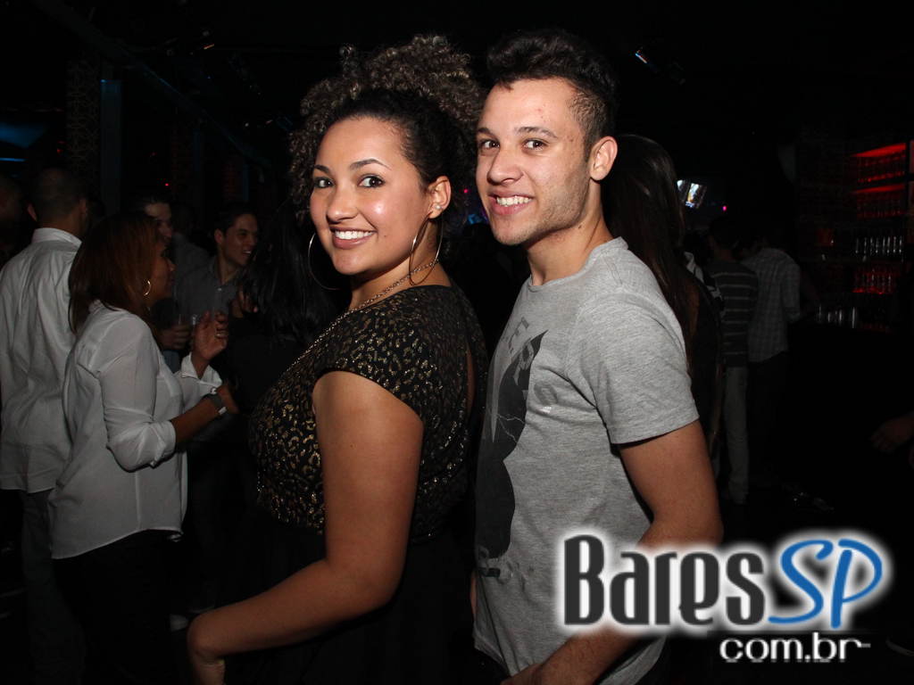 Festa Tomorrowland agitou a noite de sábado na Secrett Lounge Festa Tomorrowland agitou a noite de sábado na Secrett Lounge