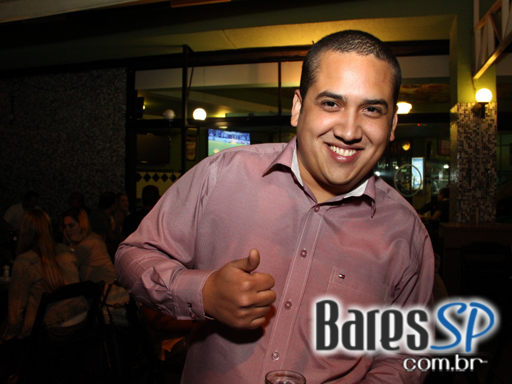 Loirassa Bar realizou happy hour com exibição de jogo nessa quarta-feira Loirassa Bar realizou happy hour com exibição de jogo nessa quarta-feira