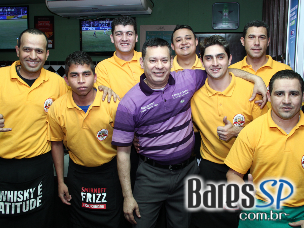 Loirassa Bar realizou happy hour com exibição de jogo nessa quarta-feira Loirassa Bar realizou happy hour com exibição de jogo nessa quarta-feira