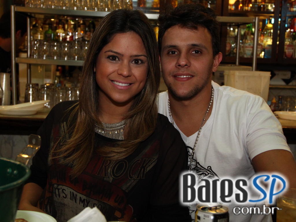 Loirassa Bar realizou happy hour com exibição de jogo nessa quarta-feira Loirassa Bar realizou happy hour com exibição de jogo nessa quarta-feira
