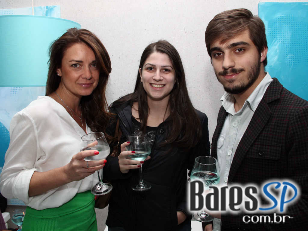 Lab & Factory recebeu o lançamento da nova bebida Slow Cow Lab & Factory recebeu o lançamento da nova bebida Slow Cow