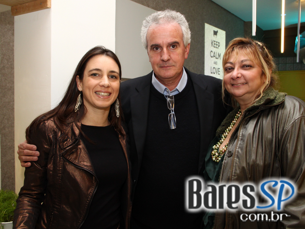 Lab & Factory recebeu o lançamento da nova bebida Slow Cow Lab & Factory recebeu o lançamento da nova bebida Slow Cow