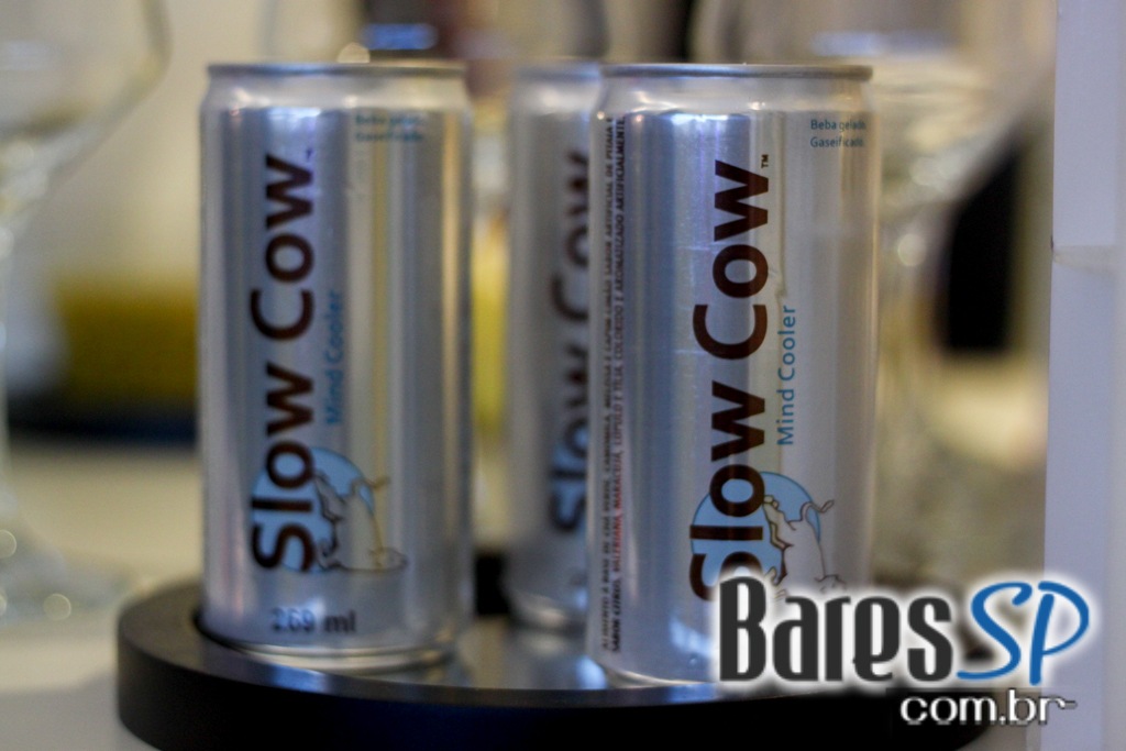 Lab & Factory recebeu o lançamento da nova bebida Slow Cow Lab & Factory recebeu o lançamento da nova bebida Slow Cow