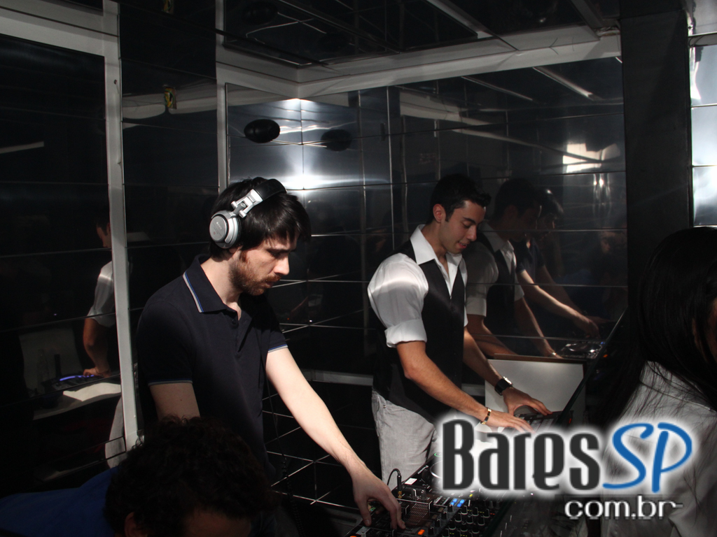 BC agita noite de sexta-feira com o melhor da música eletrônica BC agita noite de sexta-feira com o melhor da música eletrônica