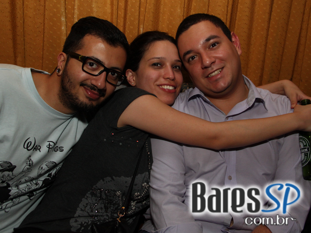 Festa Indieoteque se uniu a Miojo Indie na sexta-feira Festa Indieoteque se uniu a Miojo Indie na sexta-feira