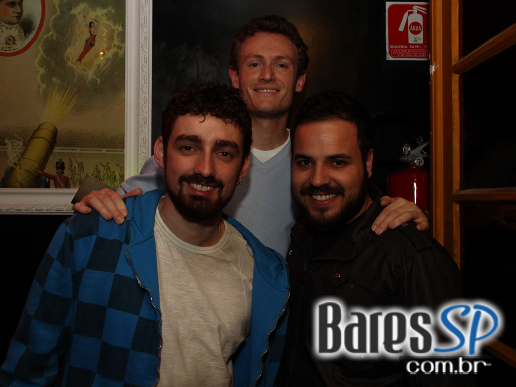 Festa Indieoteque se uniu a Miojo Indie na sexta-feira Festa Indieoteque se uniu a Miojo Indie na sexta-feira