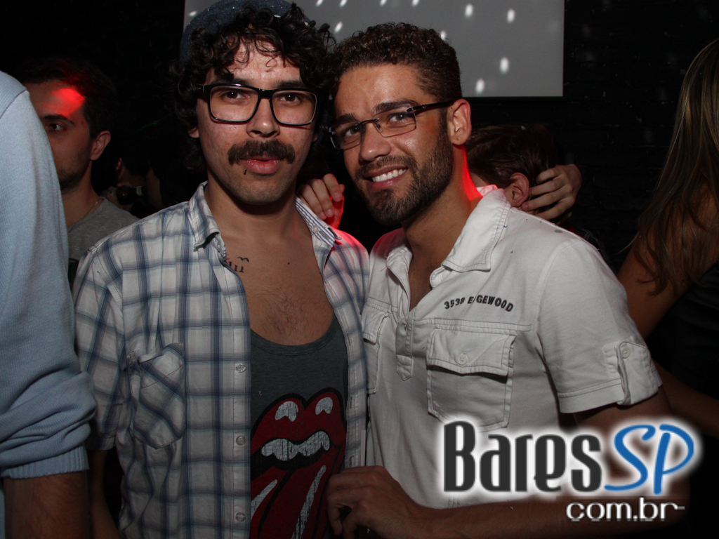 Festa Indieoteque se uniu a Miojo Indie na sexta-feira Festa Indieoteque se uniu a Miojo Indie na sexta-feira