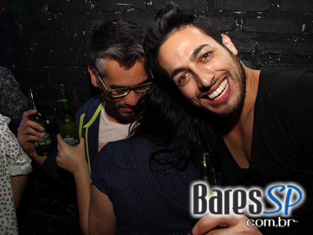 Festa Indieoteque se uniu a Miojo Indie na sexta-feira Festa Indieoteque se uniu a Miojo Indie na sexta-feira