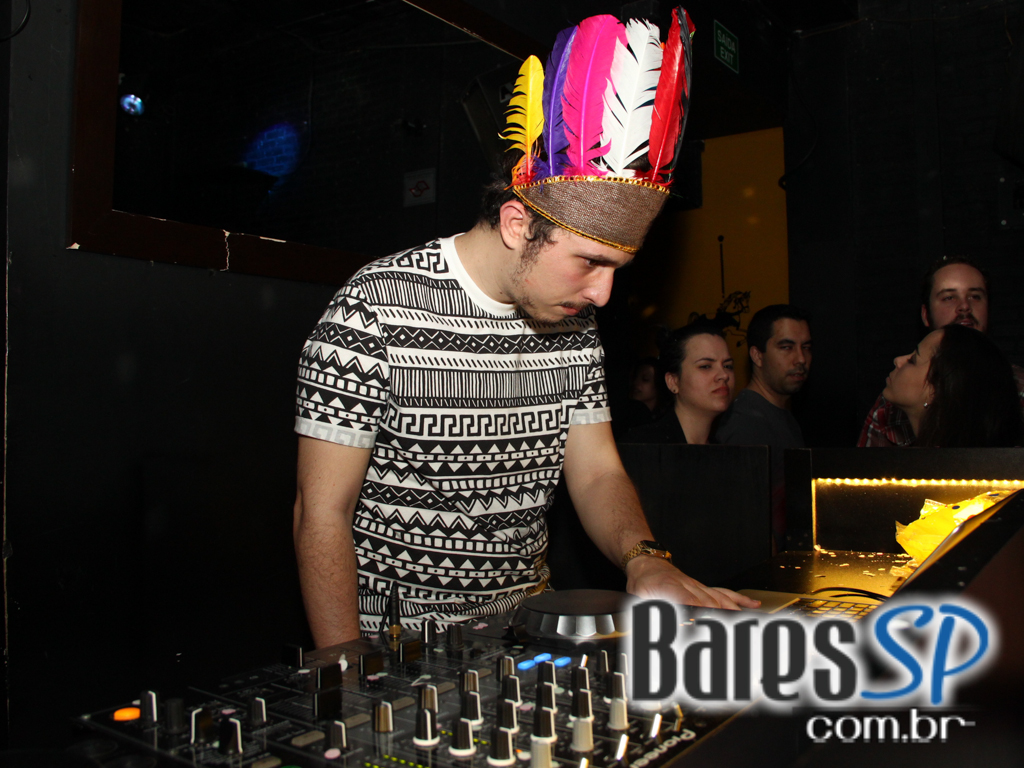 Festa Indieoteque se uniu a Miojo Indie na sexta-feira Festa Indieoteque se uniu a Miojo Indie na sexta-feira