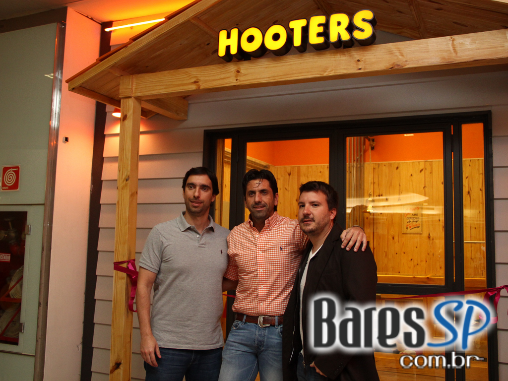 Restaurante americano Hooters Brasil inaugurou nova loja no Shopping ABC Restaurante americano Hooters Brasil inaugurou nova loja no Shopping ABC