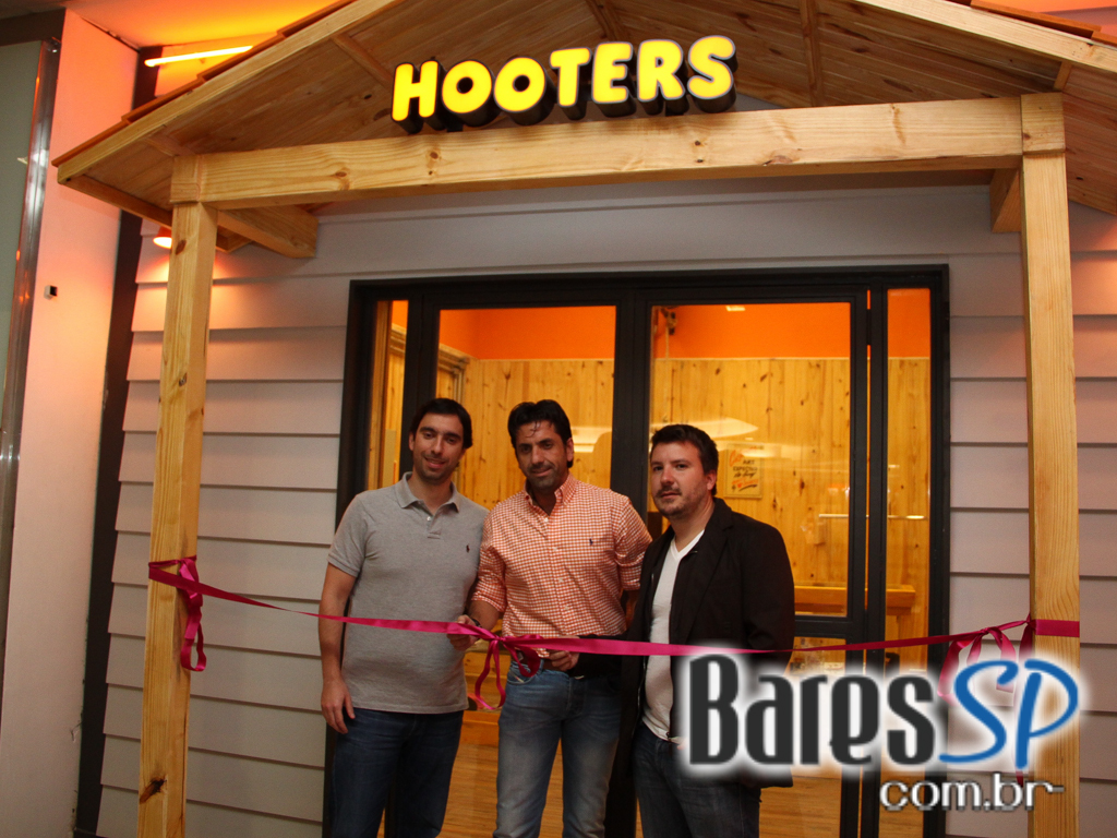 Restaurante americano Hooters Brasil inaugurou nova loja no Shopping ABC Restaurante americano Hooters Brasil inaugurou nova loja no Shopping ABC