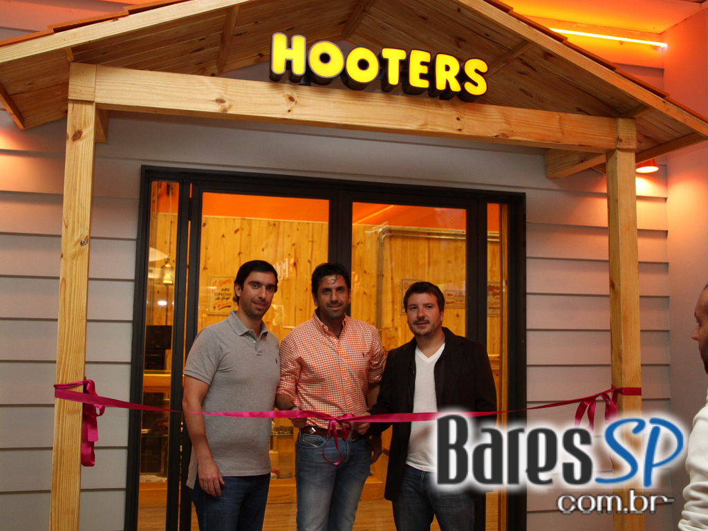 Restaurante americano Hooters Brasil inaugurou nova loja no Shopping ABC Restaurante americano Hooters Brasil inaugurou nova loja no Shopping ABC