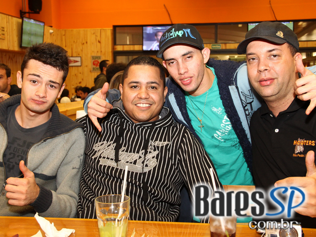 Restaurante americano Hooters Brasil inaugurou nova loja no Shopping ABC Restaurante americano Hooters Brasil inaugurou nova loja no Shopping ABC