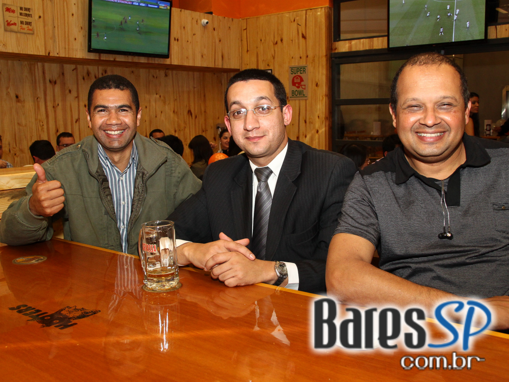 Restaurante americano Hooters Brasil inaugurou nova loja no Shopping ABC Restaurante americano Hooters Brasil inaugurou nova loja no Shopping ABC