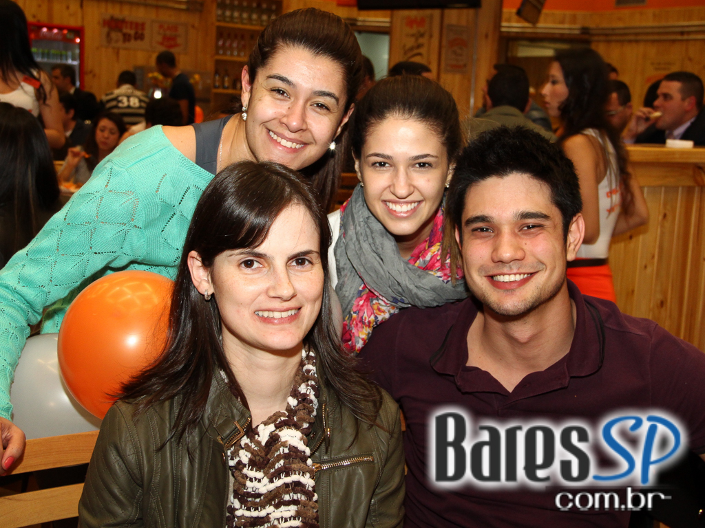 Restaurante americano Hooters Brasil inaugurou nova loja no Shopping ABC Restaurante americano Hooters Brasil inaugurou nova loja no Shopping ABC