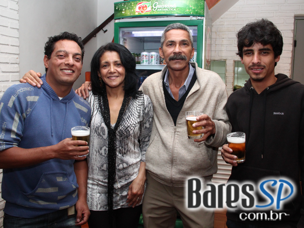 Feijoada com Pagode na programação de sábado do Quiosque Chopp Brahma Moema Feijoada com Pagode na programação de sábado do Quiosque Chopp Brahma Moema