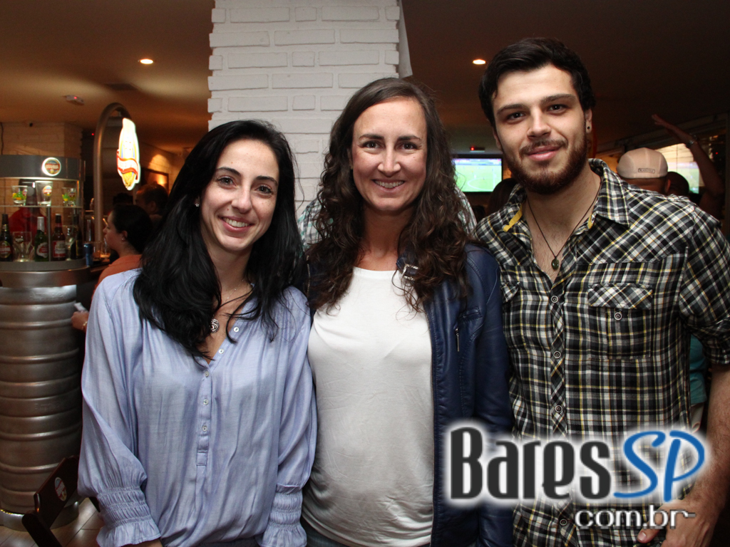Feijoada com Pagode na programação de sábado do Quiosque Chopp Brahma Moema Feijoada com Pagode na programação de sábado do Quiosque Chopp Brahma Moema