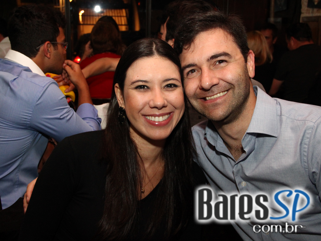 Vaca Véia teve happy hour animado com petiscos e cervejas na sexta-feira Vaca Véia teve happy hour animado com petiscos e cervejas na sexta-feira