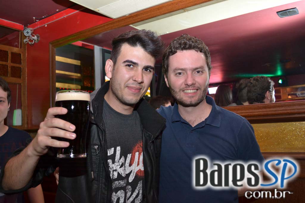 MR.JACK'S BIRTHDAY!!!Sal Vincent e banda Monk animaram a noite de sexta do Republic MR.JACK'S BIRTHDAY!!!Sal Vincent e banda Monk animaram a noite de sexta do Republic