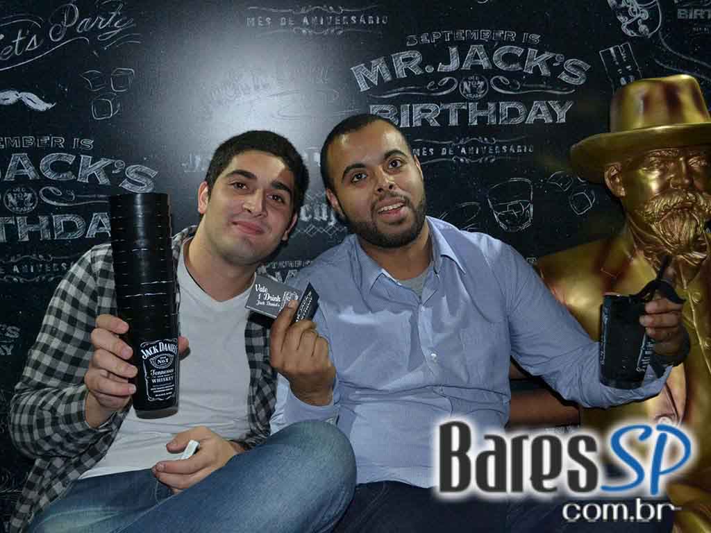 Mr. Jack's Birthday acontece no Via Marquês comemorando o aniversário de Jack Daniel's Mr. Jack's Birthday acontece no Via Marquês comemorando o aniversário de Jack Daniel's