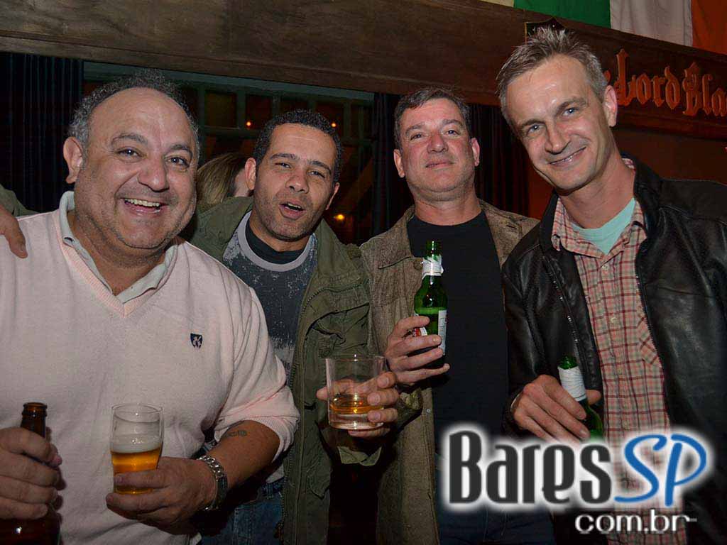 Tritono Blues recebeu Nasi, ex-vocalista do Ira!, em show exclusivo no The Lord Black Tritono Blues recebeu Nasi, ex-vocalista do Ira!, em show exclusivo no The Lord Black