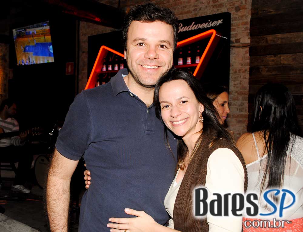 Quintal do Espeto Pavão ofereceu recreação infantil para diversão dos pequeninos no Dia das Crianças Quintal do Espeto Pavão ofereceu recreação infantil para diversão dos pequeninos no Dia das Crianças