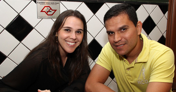 Robson de Azevedo embalou o Di Primeira Bar com muita música