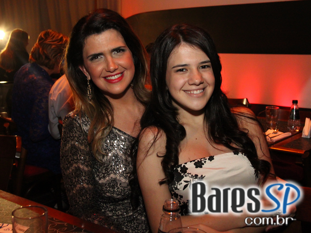 Thobias da Vai Vai estreou Samba Sampa na nova casa de Show Terra da Garoa em São Paulo Thobias da Vai Vai estreou Samba Sampa na nova casa de Show Terra da Garoa em São Paulo