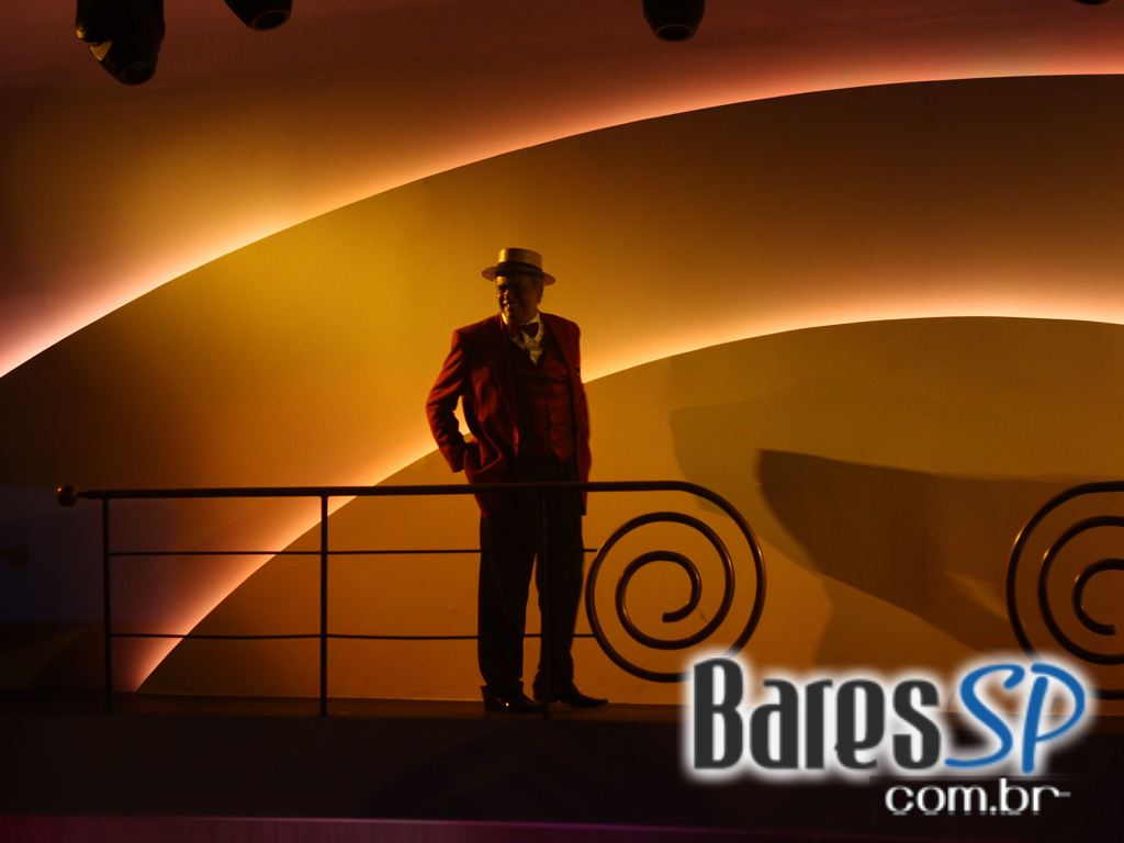 Thobias da Vai Vai estreou Samba Sampa na nova casa de Show Terra da Garoa em São Paulo Thobias da Vai Vai estreou Samba Sampa na nova casa de Show Terra da Garoa em São Paulo