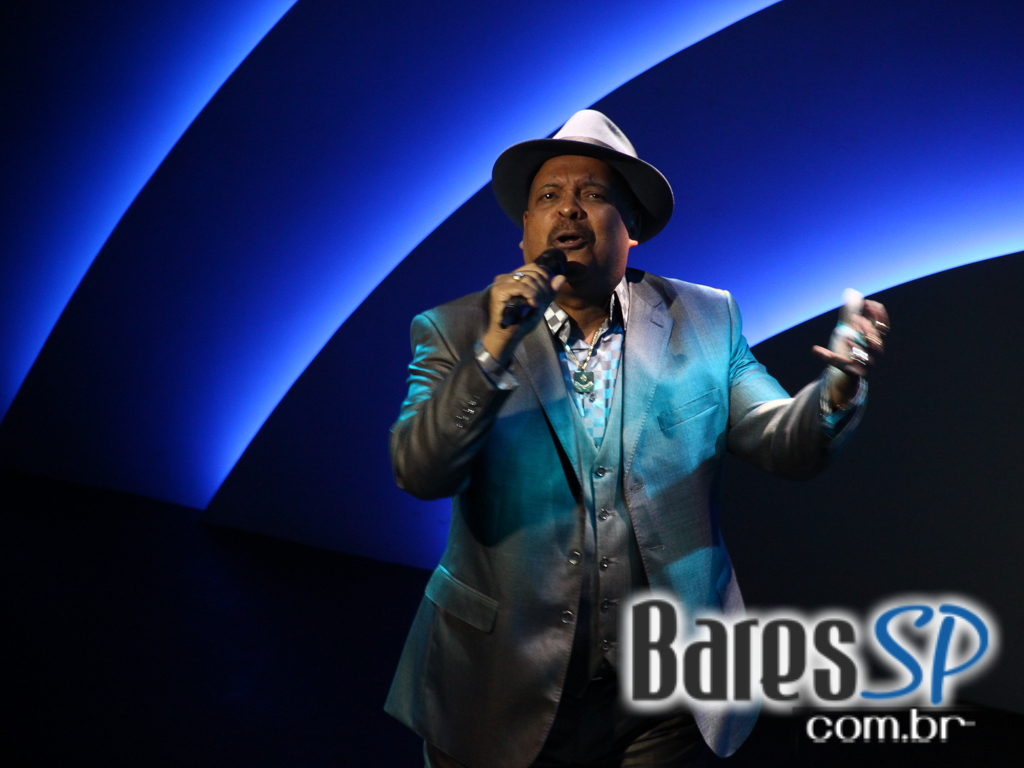 Thobias da Vai Vai estreou Samba Sampa na nova casa de Show Terra da Garoa em São Paulo Thobias da Vai Vai estreou Samba Sampa na nova casa de Show Terra da Garoa em São Paulo