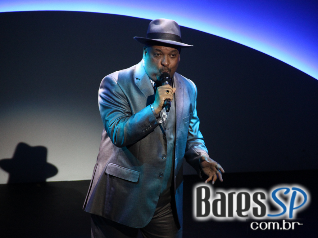 Thobias da Vai Vai estreou Samba Sampa na nova casa de Show Terra da Garoa em São Paulo Thobias da Vai Vai estreou Samba Sampa na nova casa de Show Terra da Garoa em São Paulo