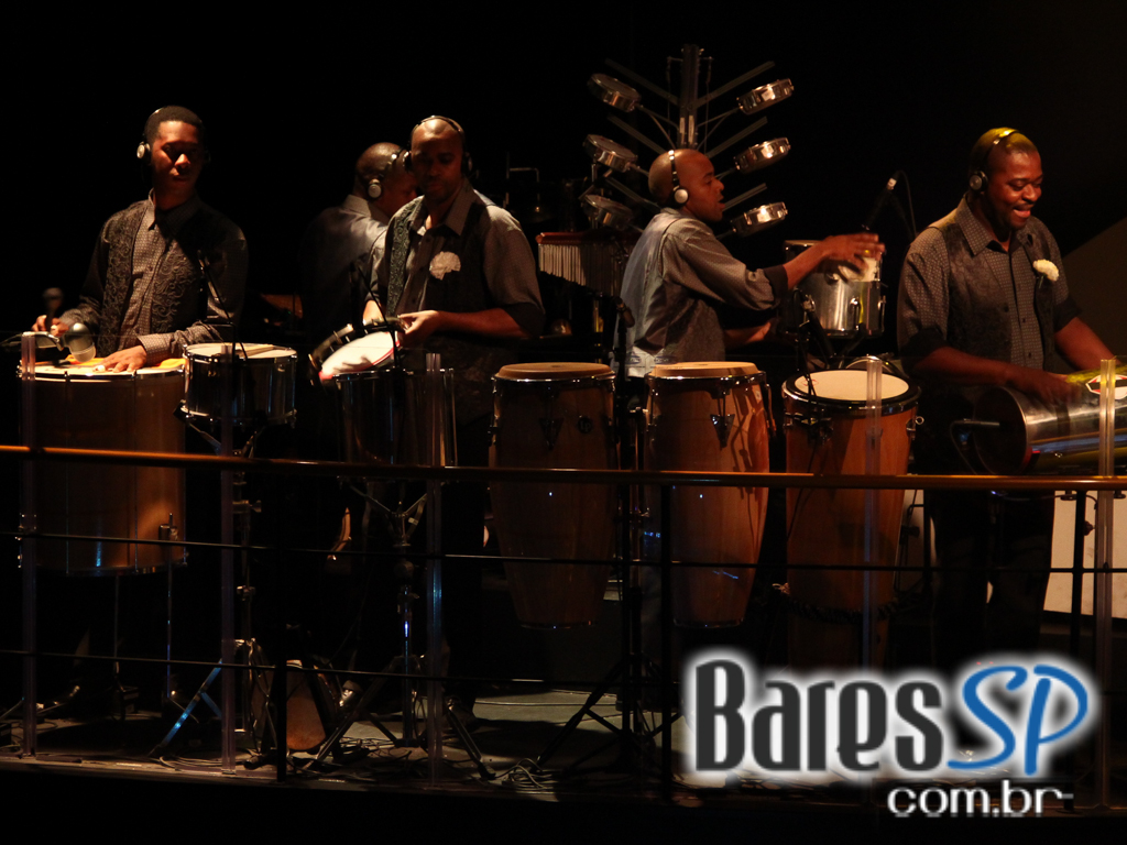 Thobias da Vai Vai estreou Samba Sampa na nova casa de Show Terra da Garoa em São Paulo Thobias da Vai Vai estreou Samba Sampa na nova casa de Show Terra da Garoa em São Paulo