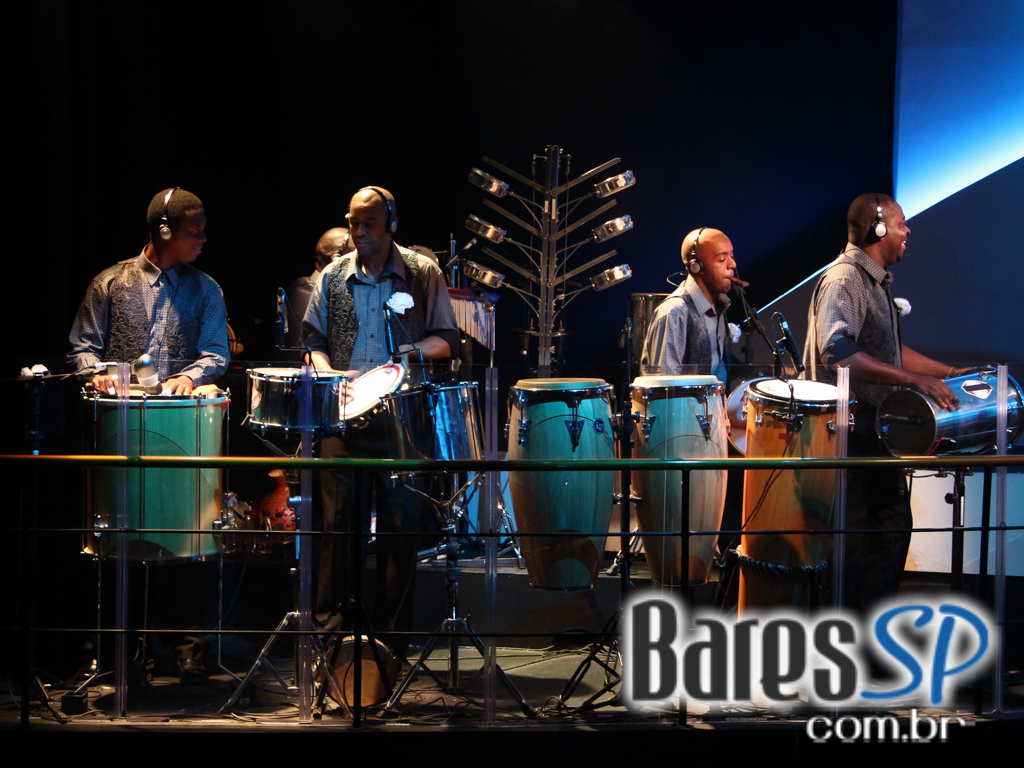 Thobias da Vai Vai estreou Samba Sampa na nova casa de Show Terra da Garoa em São Paulo Thobias da Vai Vai estreou Samba Sampa na nova casa de Show Terra da Garoa em São Paulo