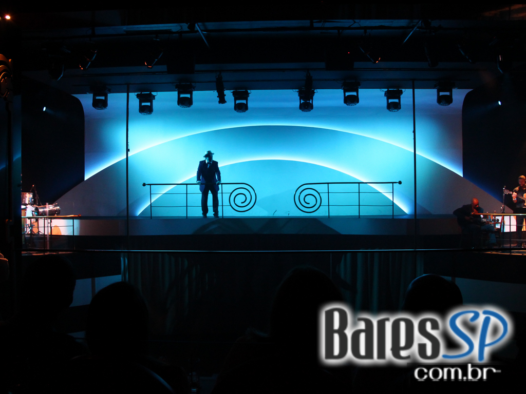 Thobias da Vai Vai estreou Samba Sampa na nova casa de Show Terra da Garoa em São Paulo Thobias da Vai Vai estreou Samba Sampa na nova casa de Show Terra da Garoa em São Paulo