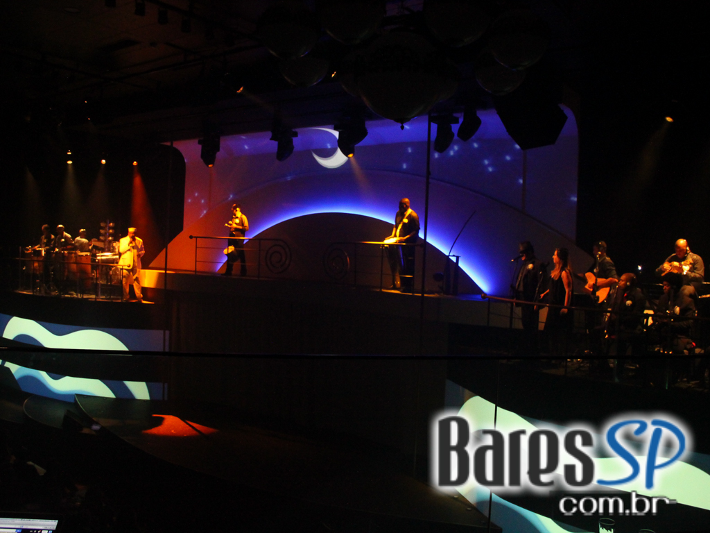 Thobias da Vai Vai estreou Samba Sampa na nova casa de Show Terra da Garoa em São Paulo Thobias da Vai Vai estreou Samba Sampa na nova casa de Show Terra da Garoa em São Paulo