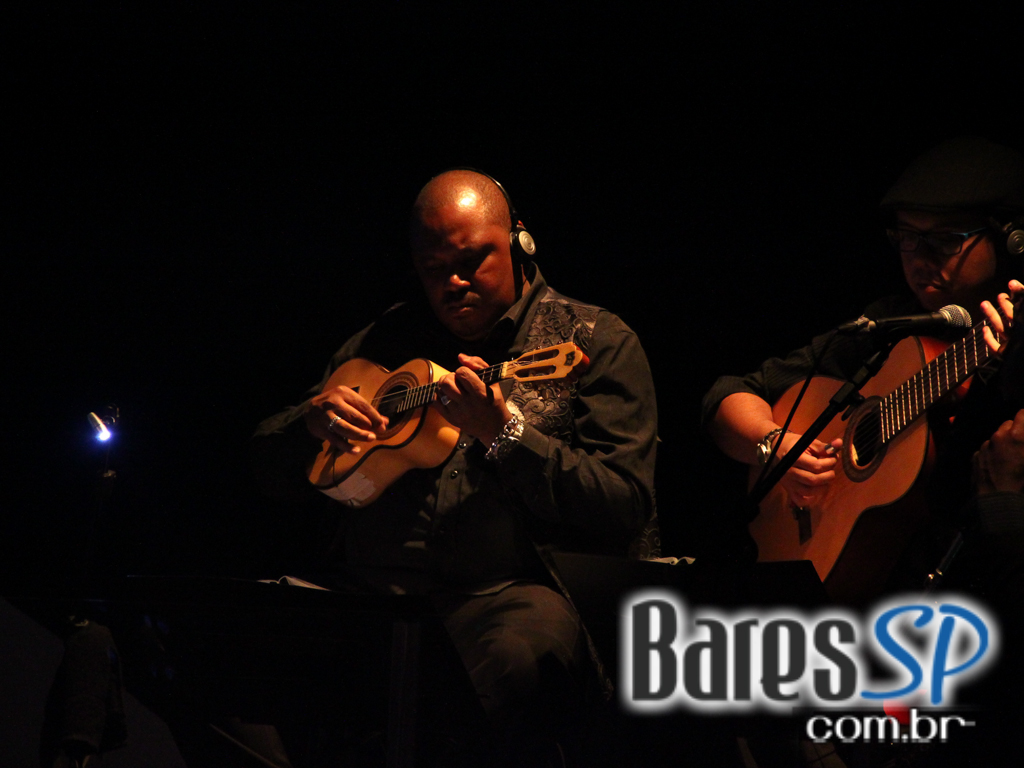 Thobias da Vai Vai estreou Samba Sampa na nova casa de Show Terra da Garoa em São Paulo Thobias da Vai Vai estreou Samba Sampa na nova casa de Show Terra da Garoa em São Paulo