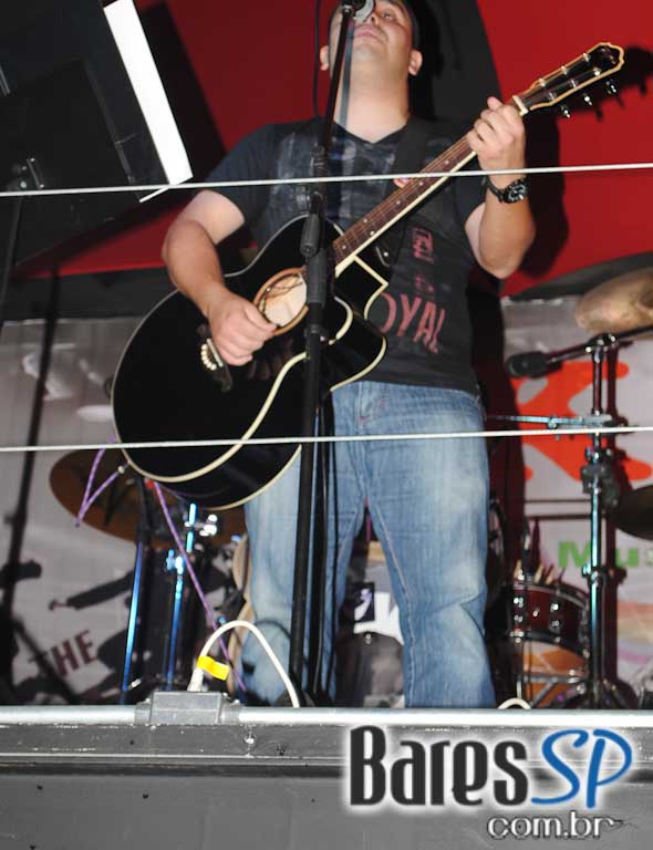 Apresentação da banda The Rock'n Hell Band no Sky Music Bar Apresentação da banda The Rock'n Hell Band no Sky Music Bar