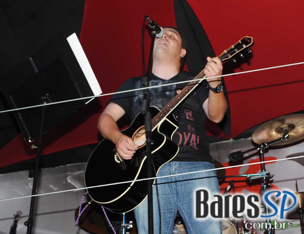 Apresentação da banda The Rock'n Hell Band no Sky Music Bar Apresentação da banda The Rock'n Hell Band no Sky Music Bar