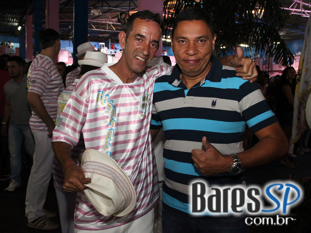 Rosas de Ouro completou 42 anos com festa repleta de samba Rosas de Ouro completou 42 anos com festa repleta de samba