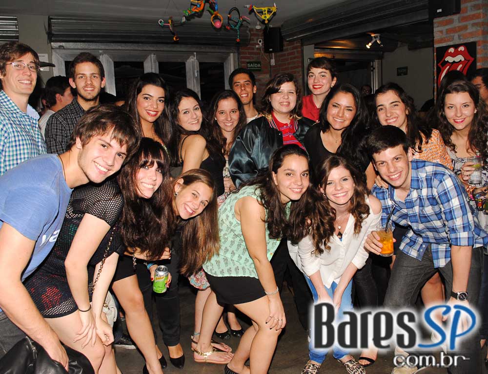 Projeto Busca Rocka com muita música e Busca Vida agitaram a noite de sexta-feira no Vila Seu Justino Projeto Busca Rocka com muita música e Busca Vida agitaram a noite de sexta-feira no Vila Seu Justino