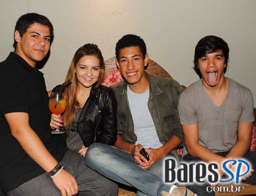 Projeto Busca Rocka com muita música e Busca Vida agitaram a noite de sexta-feira no Vila Seu Justino Projeto Busca Rocka com muita música e Busca Vida agitaram a noite de sexta-feira no Vila Seu Justino