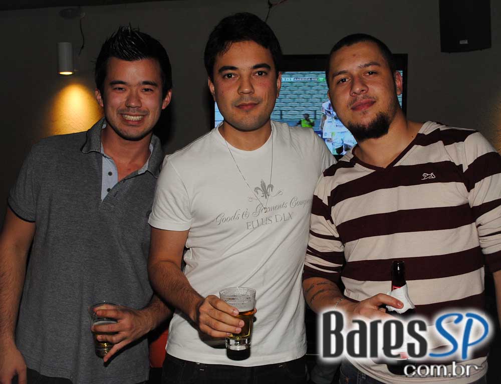 Projeto Busca Rocka com muita música e Busca Vida agitaram a noite de sexta-feira no Vila Seu Justino Projeto Busca Rocka com muita música e Busca Vida agitaram a noite de sexta-feira no Vila Seu Justino