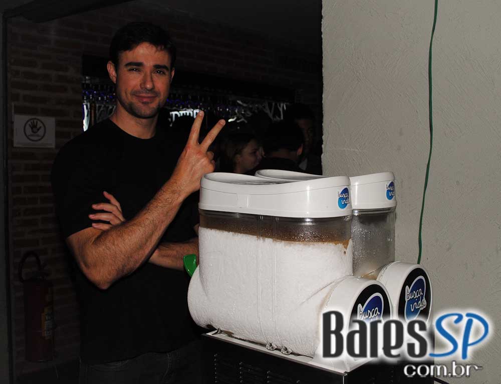 Projeto Busca Rocka com muita música e Busca Vida agitaram a noite de sexta-feira no Vila Seu Justino Projeto Busca Rocka com muita música e Busca Vida agitaram a noite de sexta-feira no Vila Seu Justino